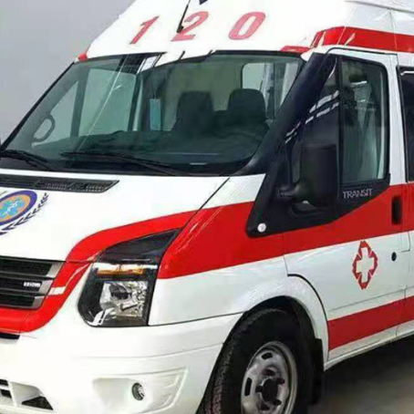 天全非急救护送病人转院租赁救护车的优缺点对比